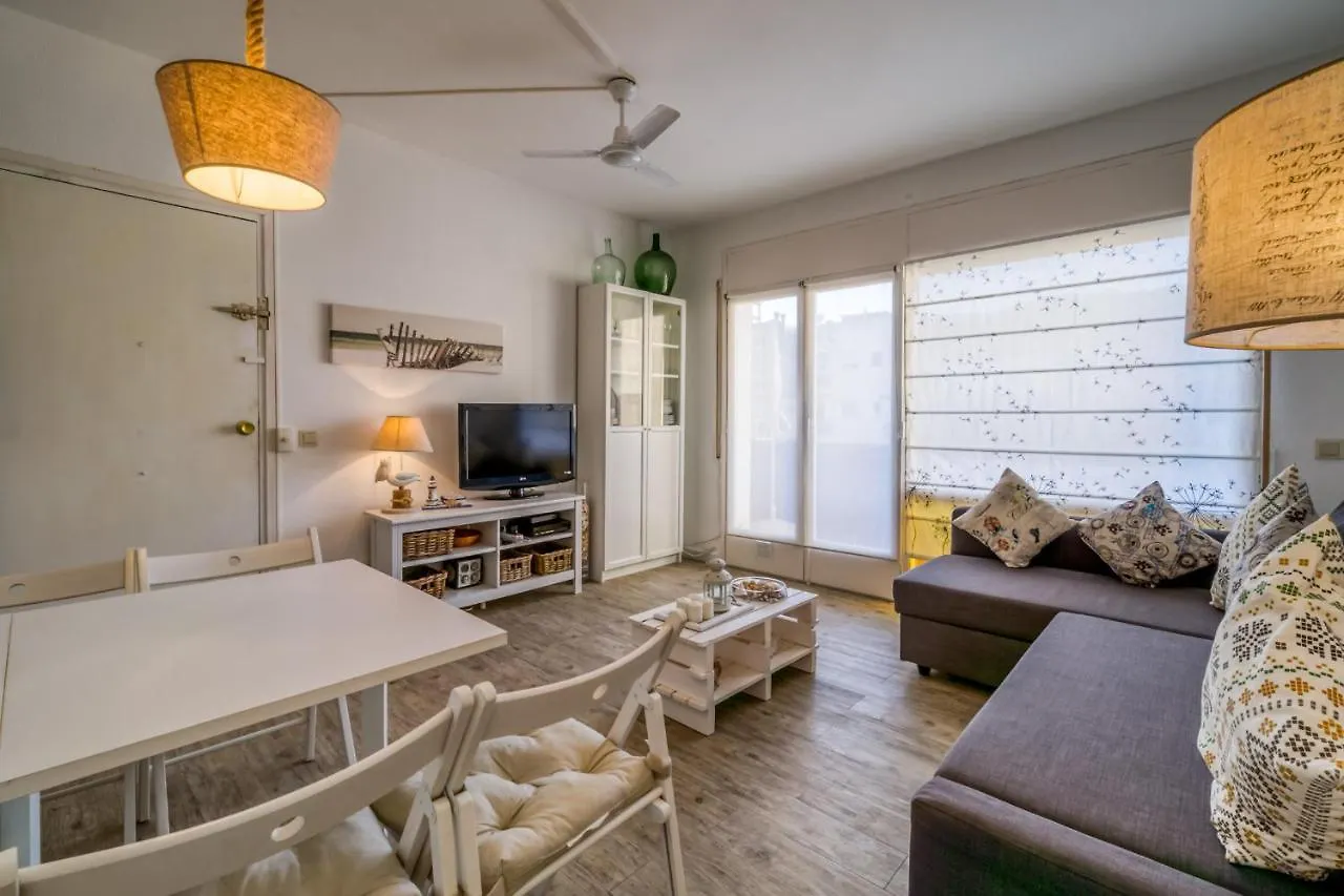 Vivalidays Ilaria - Calella Apartment 0*,  Spain