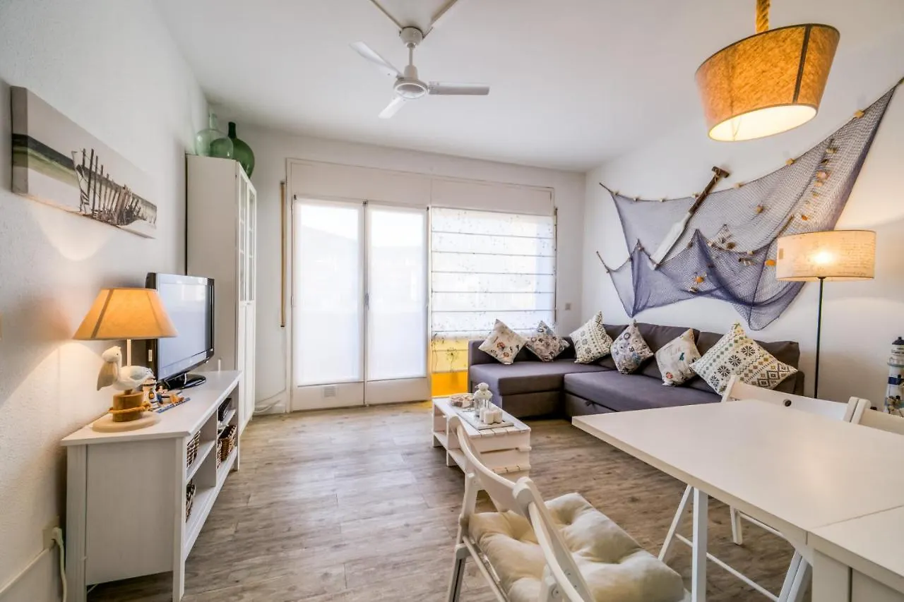 Vivalidays Ilaria - Calella Apartment