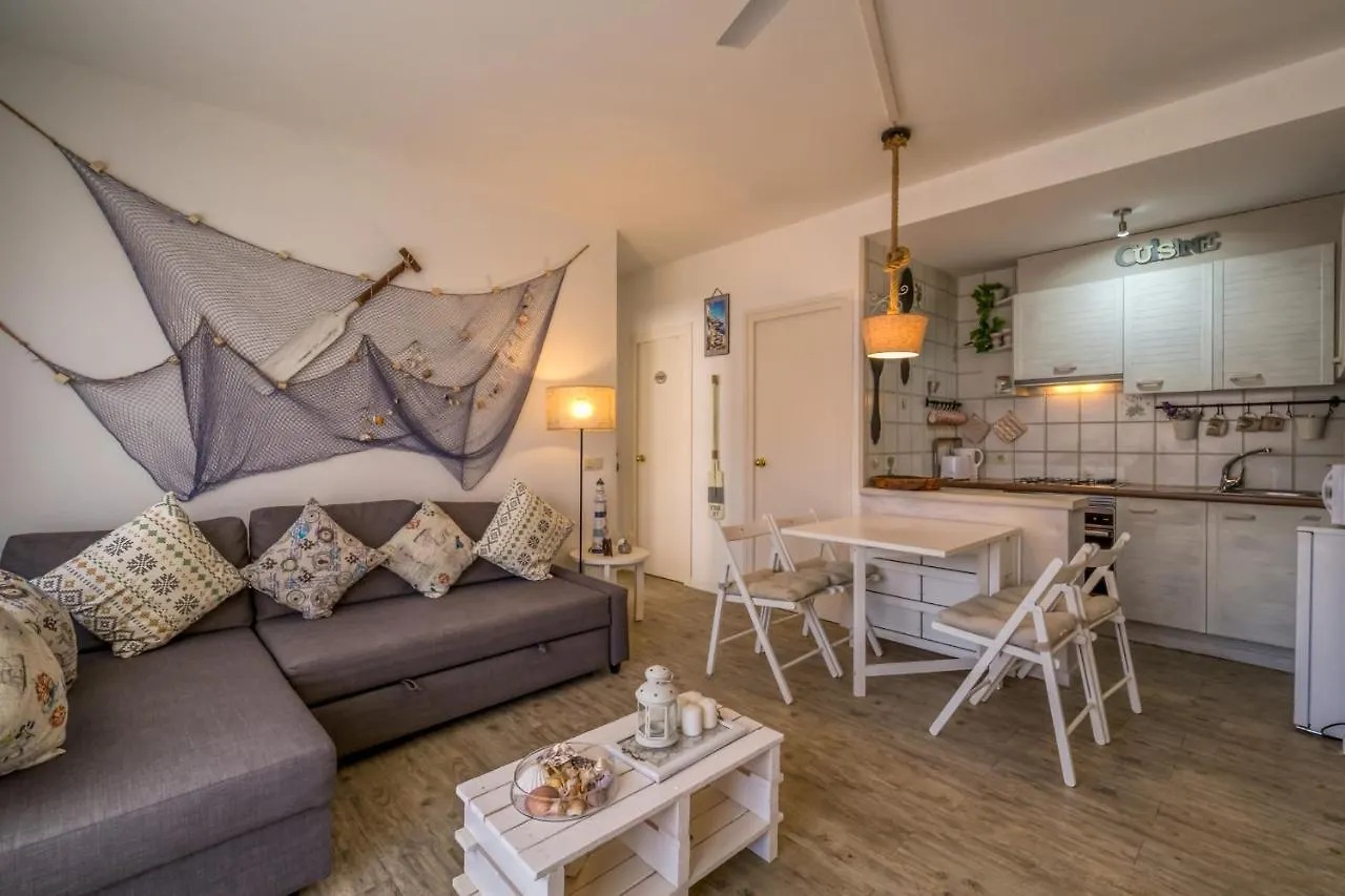 Vivalidays Ilaria - Calella Apartment