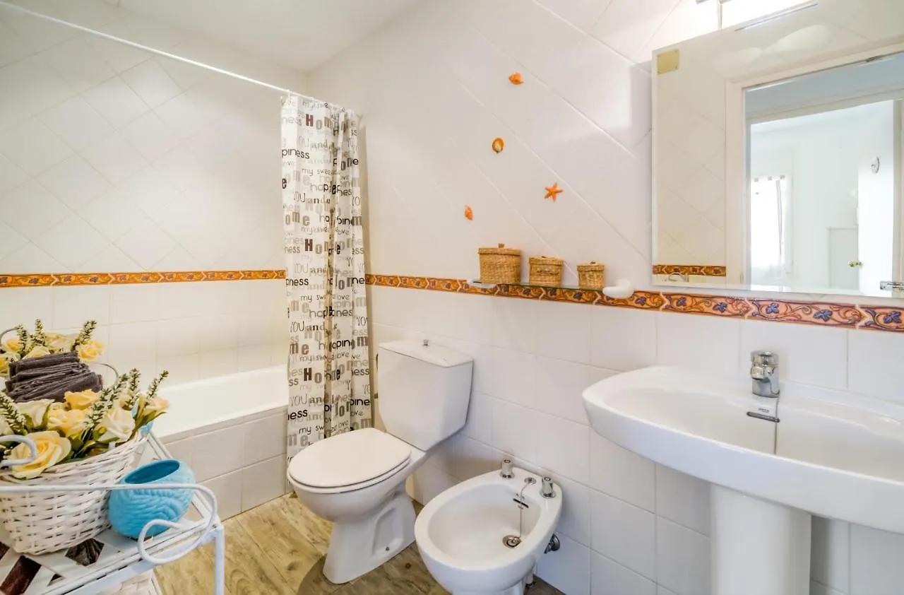 Vivalidays Ilaria - Calella Apartment